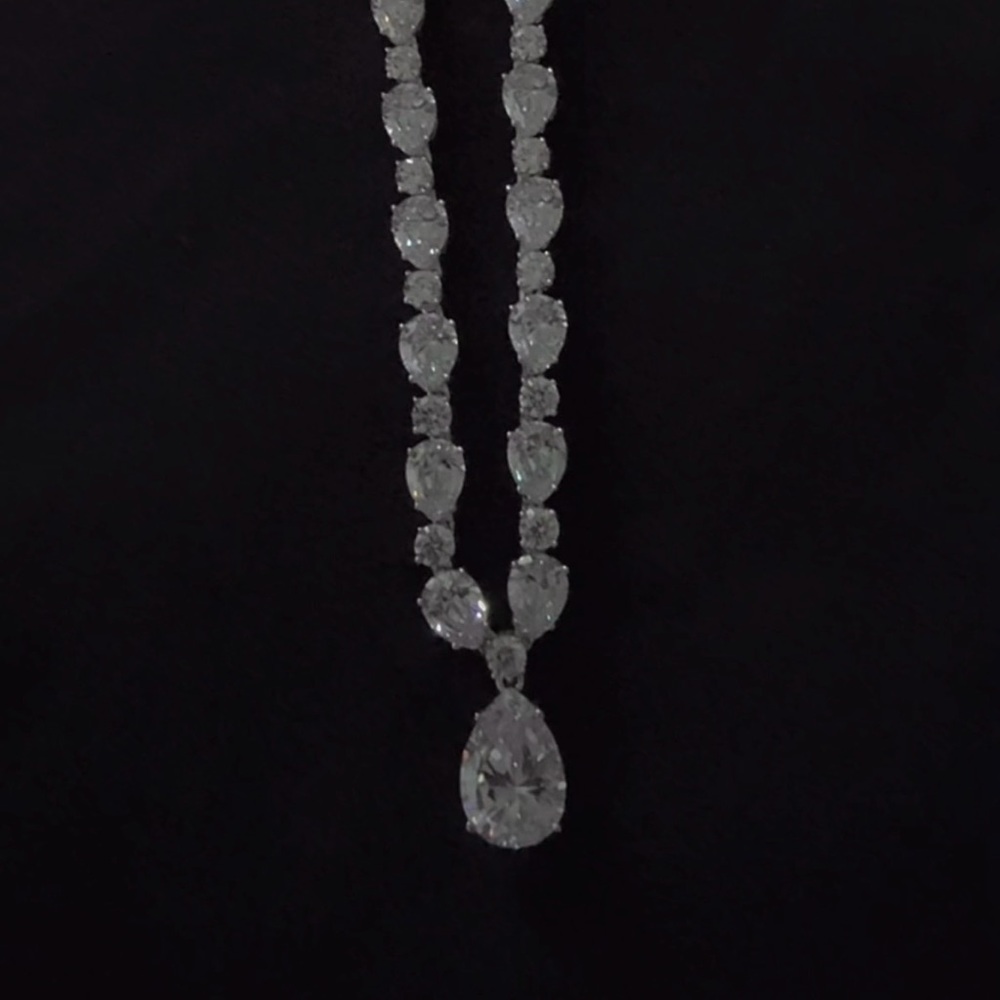 Elegant White Crystal Tennis Necklace - Women Jewelry